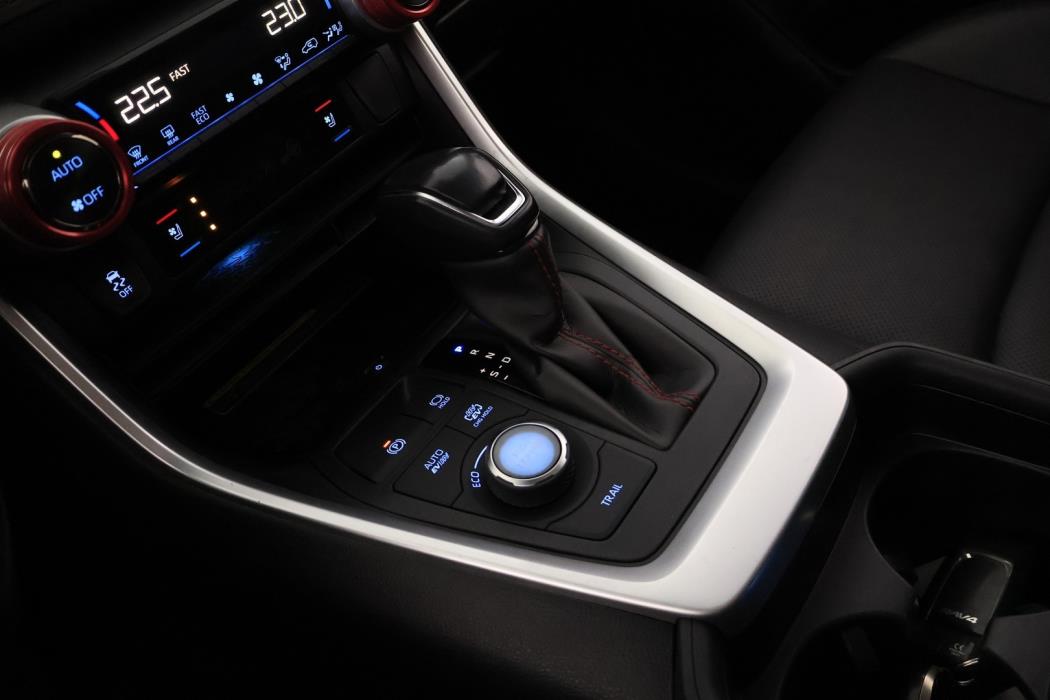 TOYOTA RAV4 PLUG-IN 2021