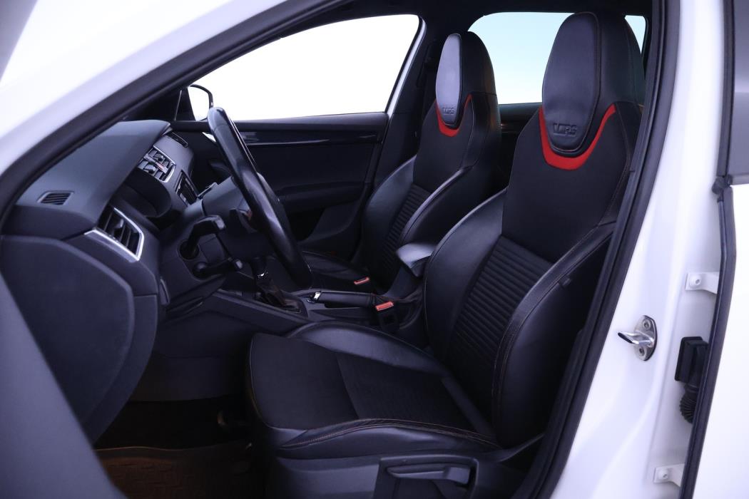SKODA Octavia 2014