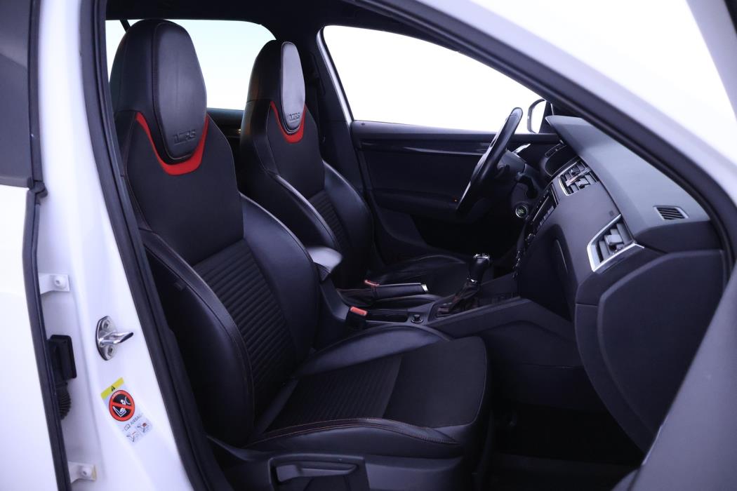 SKODA Octavia 2014
