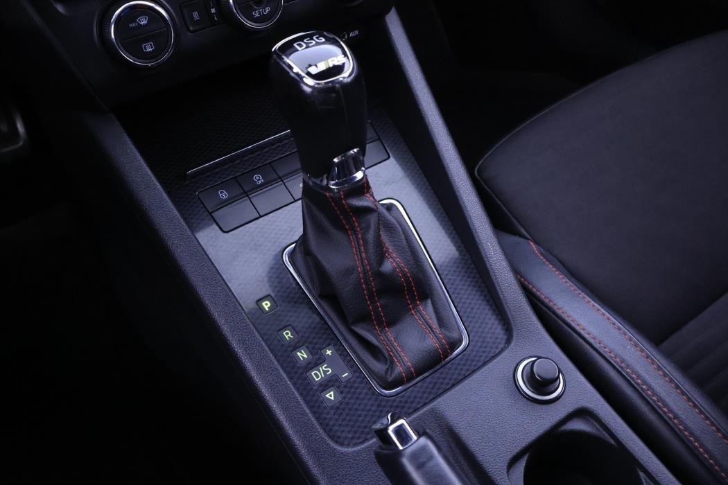 SKODA Octavia 2014