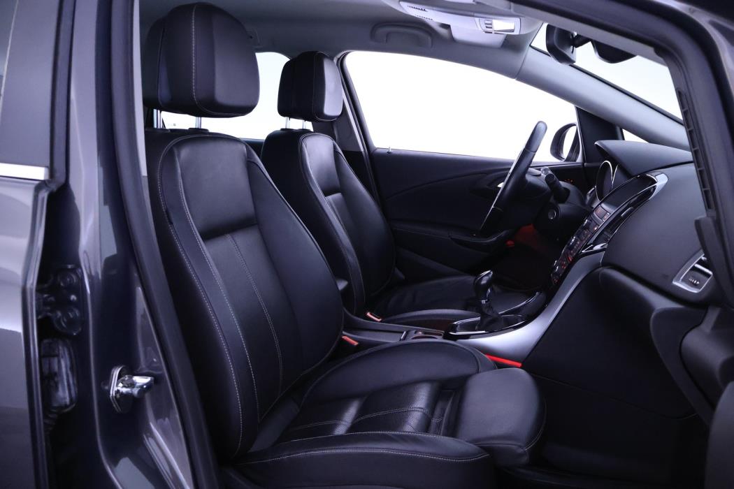 OPEL Astra 2015