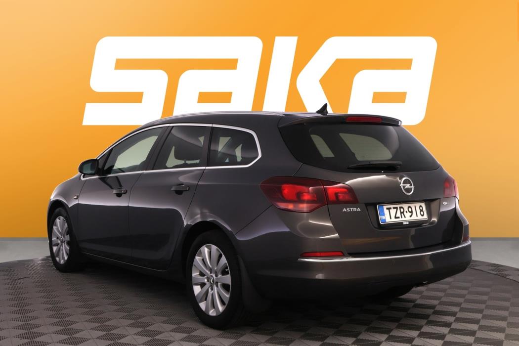 OPEL Astra 2015