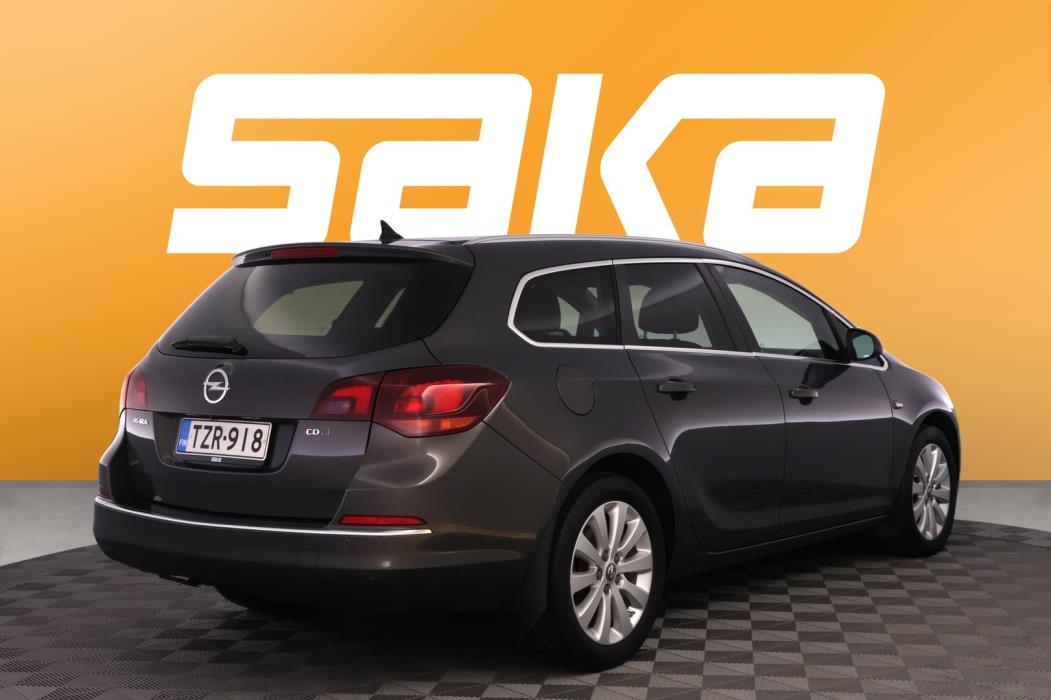 OPEL Astra 2015