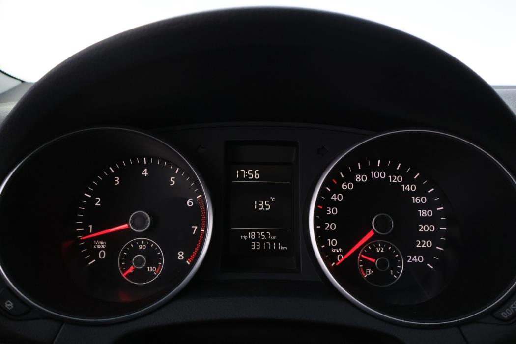 VOLKSWAGEN Golf 2010