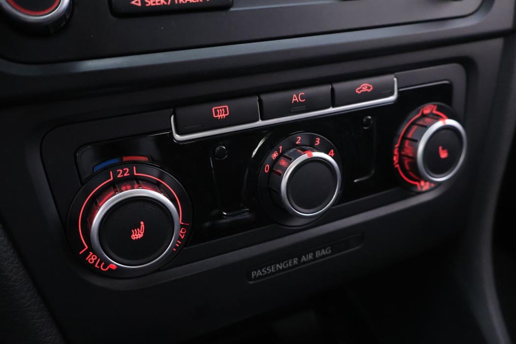 VOLKSWAGEN Golf 2010