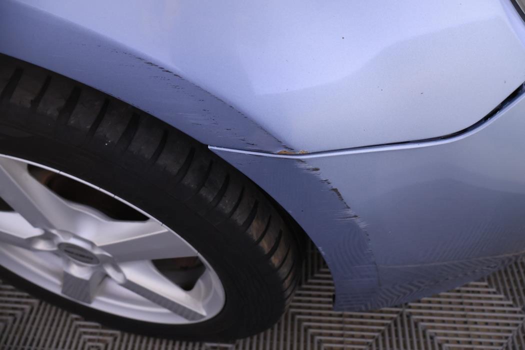 VOLKSWAGEN Golf 2010