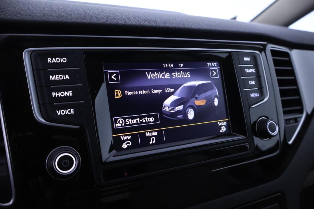 VOLKSWAGEN Golf Sportsvan 2015