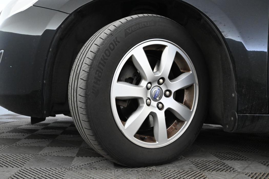 VOLVO V60 2013
