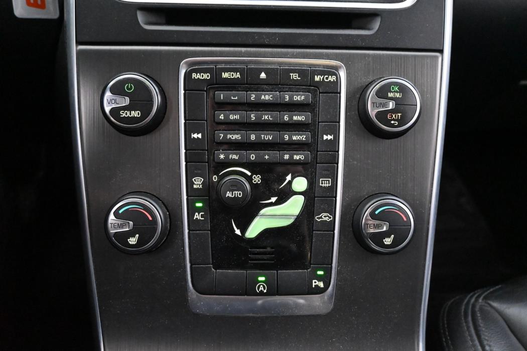 VOLVO V60 2013