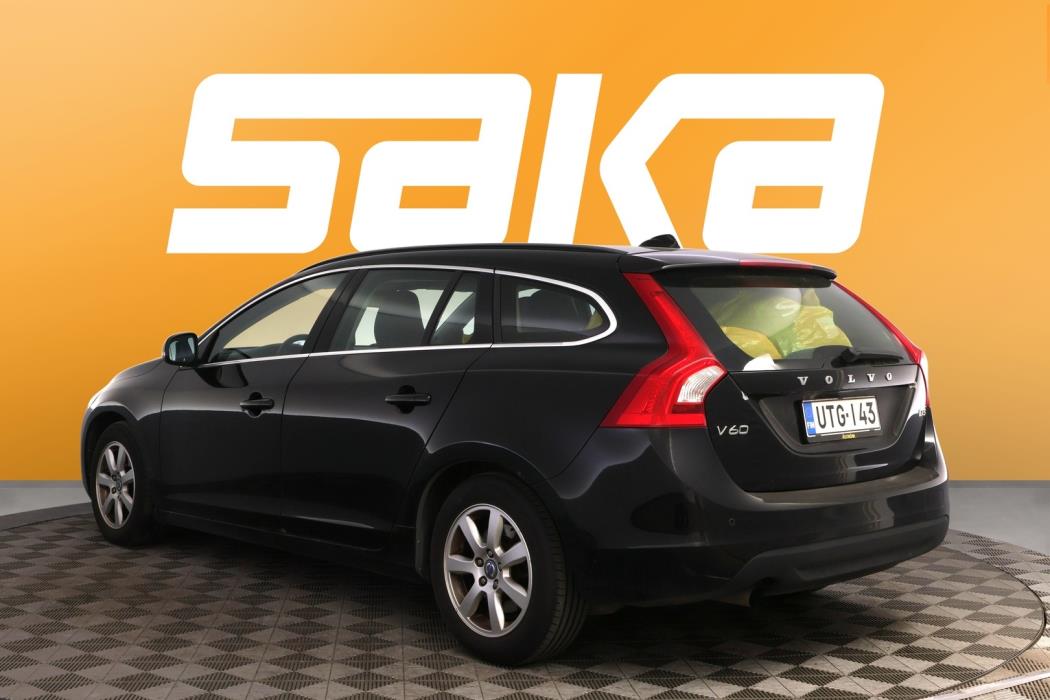 VOLVO V60 2013
