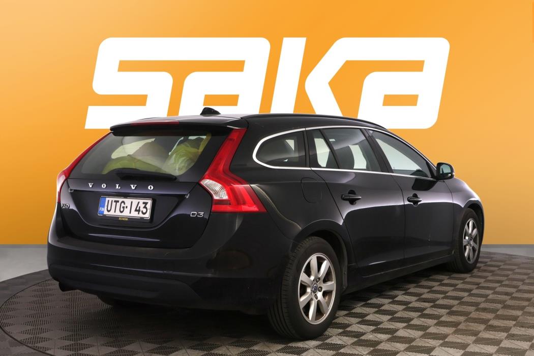 VOLVO V60 2013
