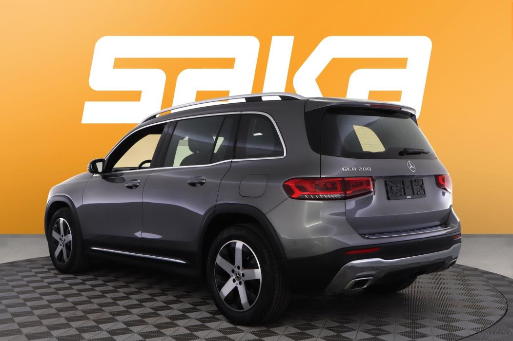 MERCEDES-BENZ GLB 2021