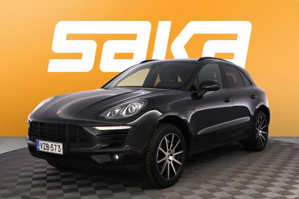 PORSCHE Macan 2015