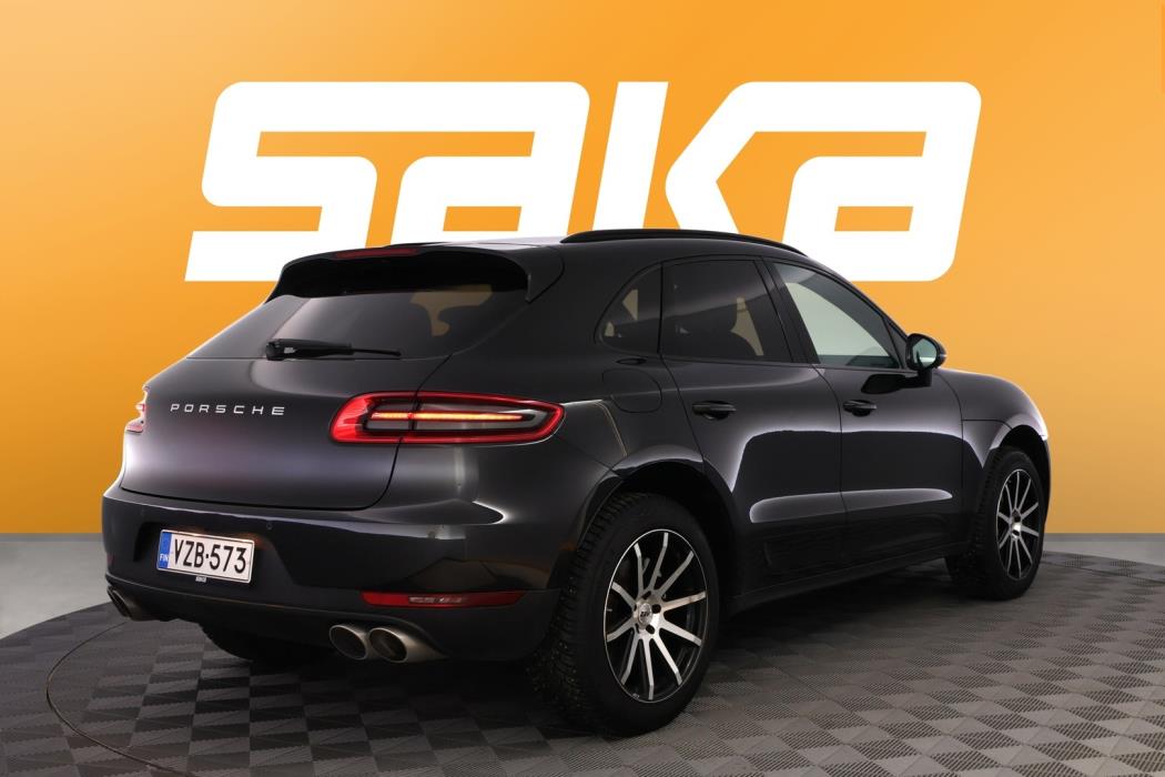 PORSCHE Macan 2015