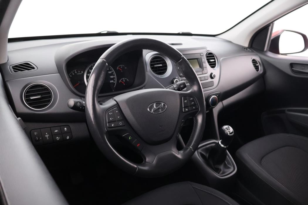 HYUNDAI i10 2018