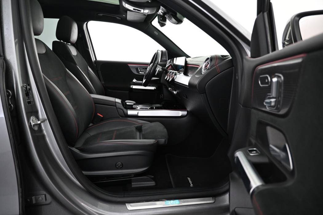 MERCEDES-BENZ EQB 2022