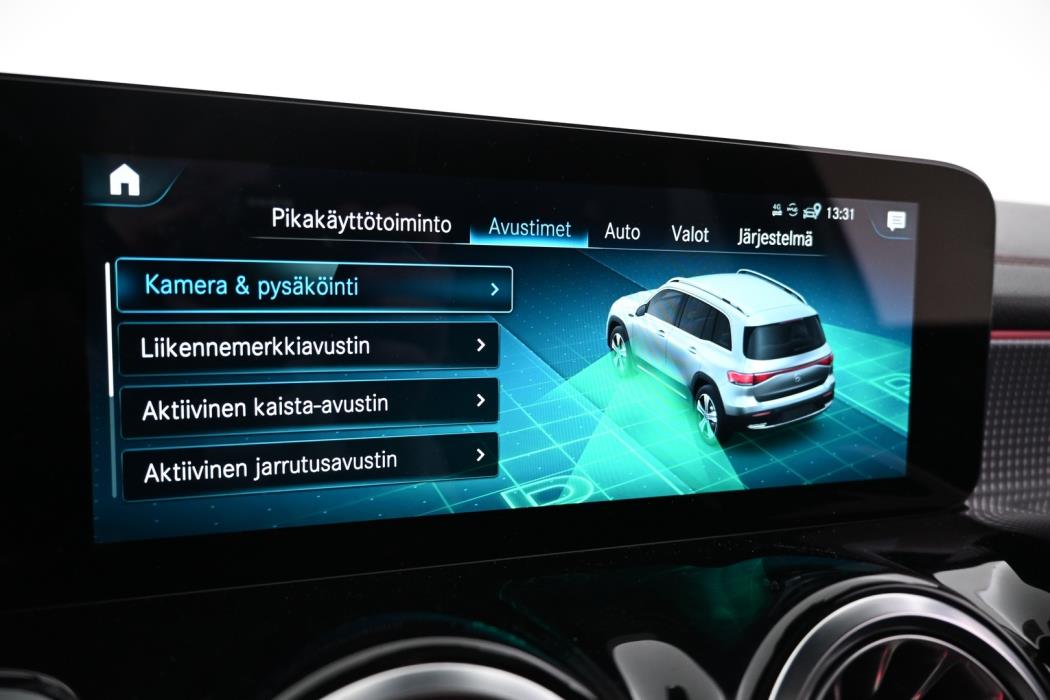 MERCEDES-BENZ EQB 2022