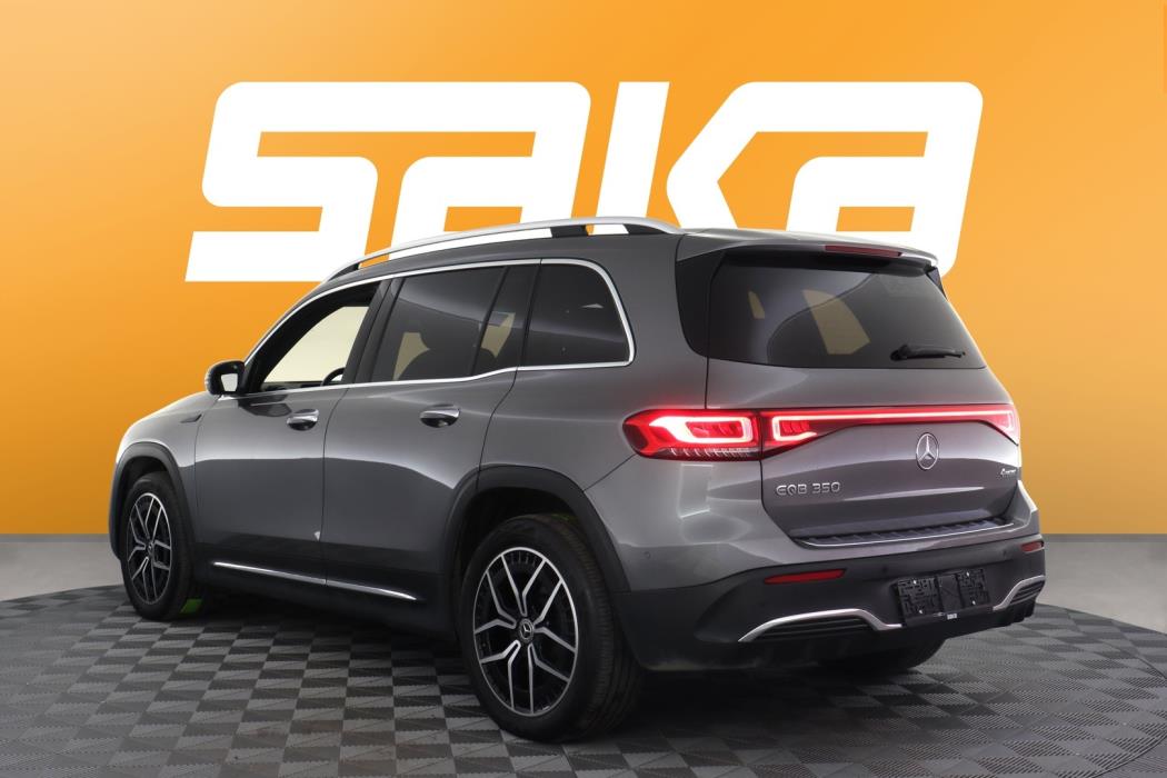 MERCEDES-BENZ EQB 2022