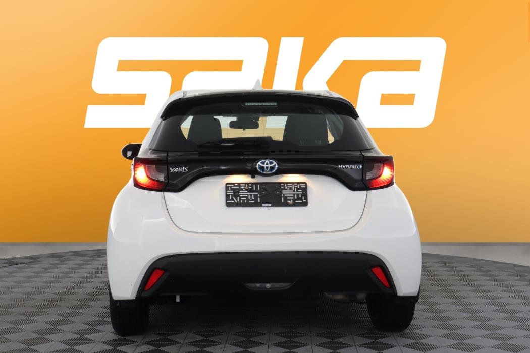 TOYOTA Yaris 2022