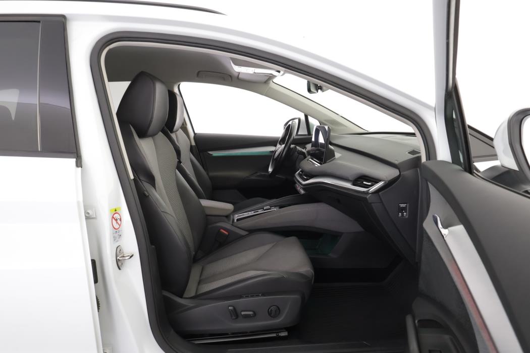 SKODA Enyaq 2023