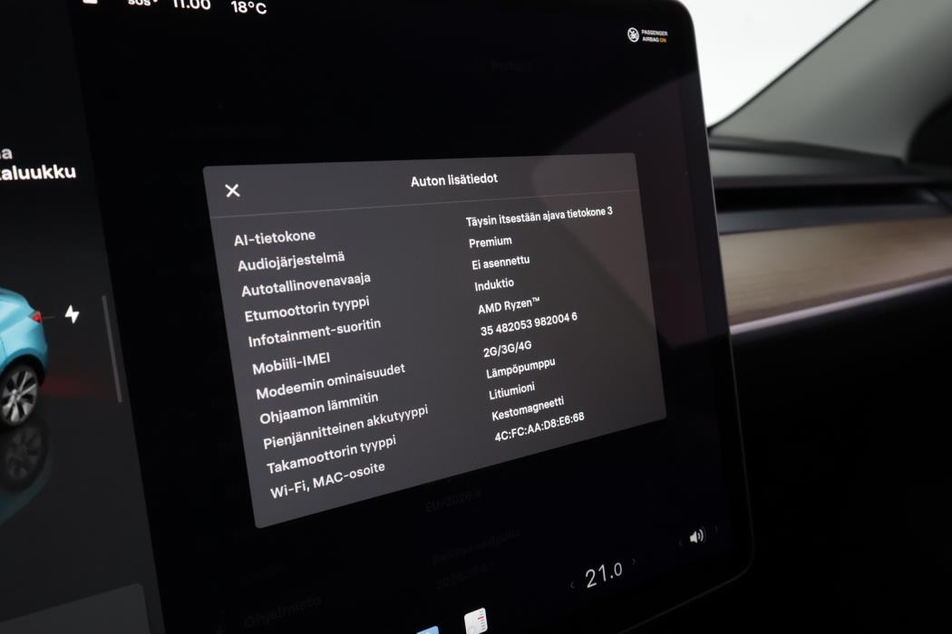 TESLA Model Y 2024