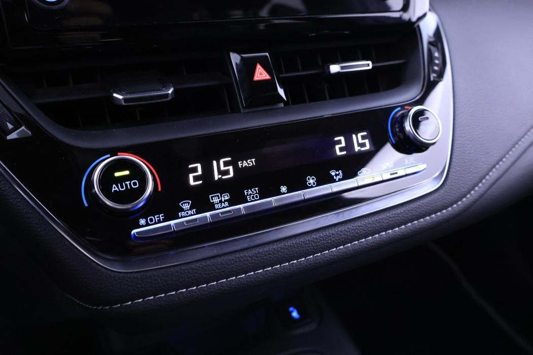 TOYOTA Corolla 2019
