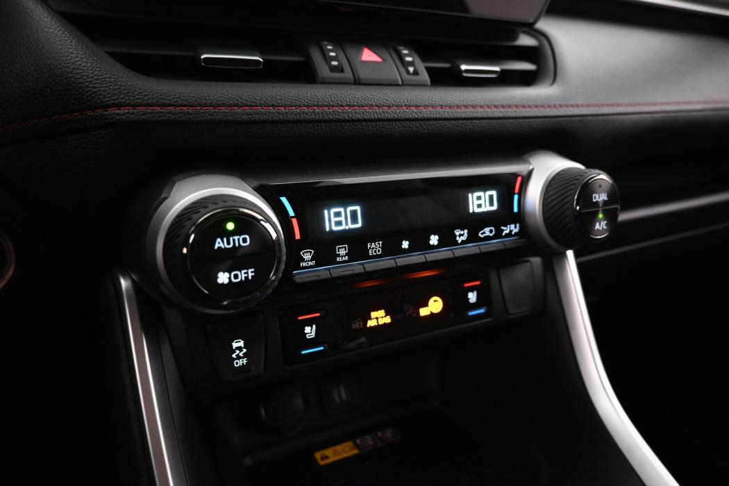 TOYOTA RAV4 Plug-in 2024