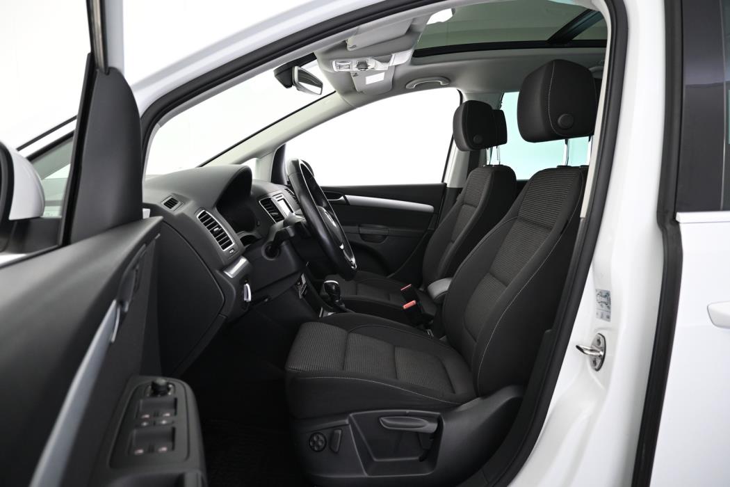 VOLKSWAGEN Sharan 2016