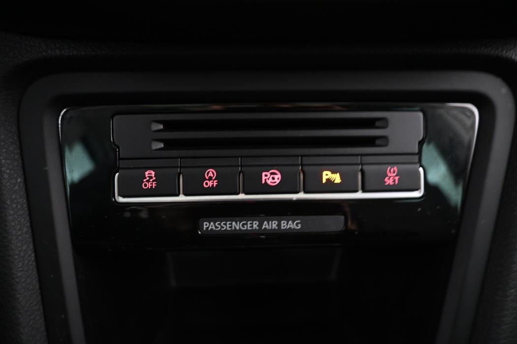 VOLKSWAGEN Sharan 2016