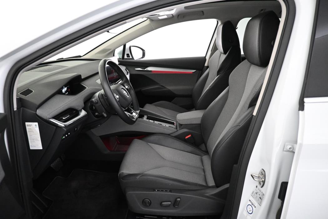 SKODA Enyaq 2023