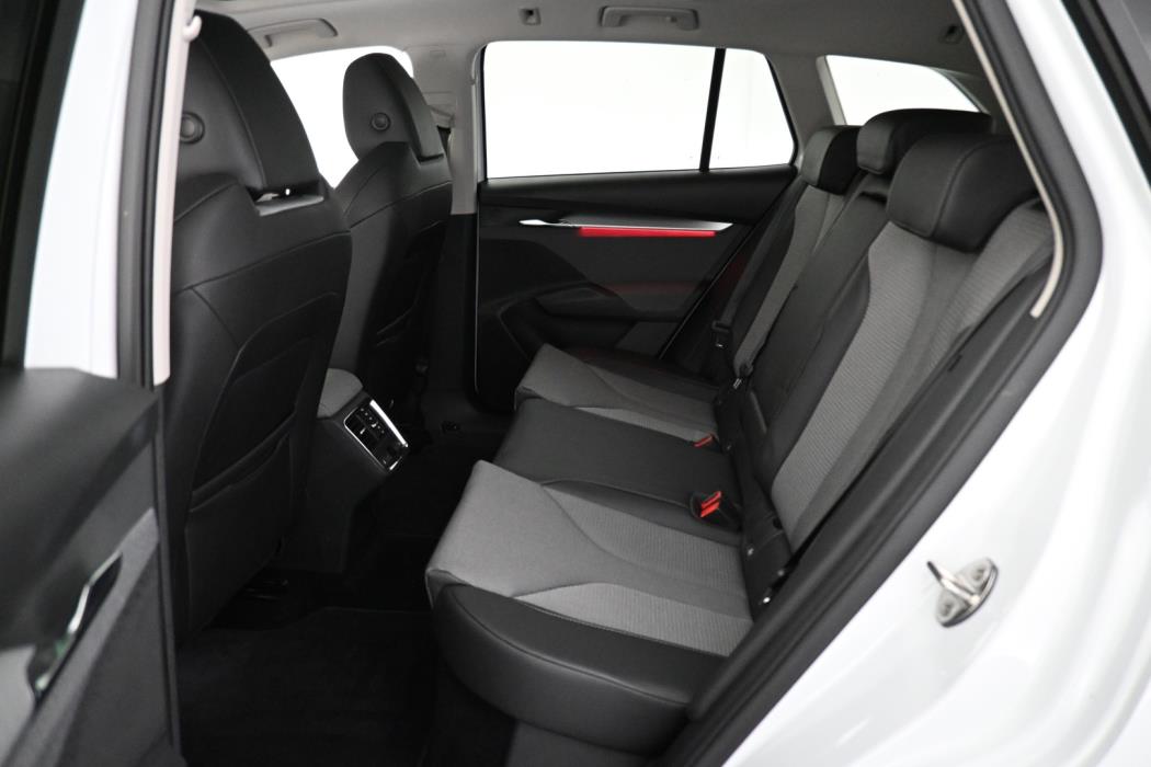 SKODA Enyaq 2023