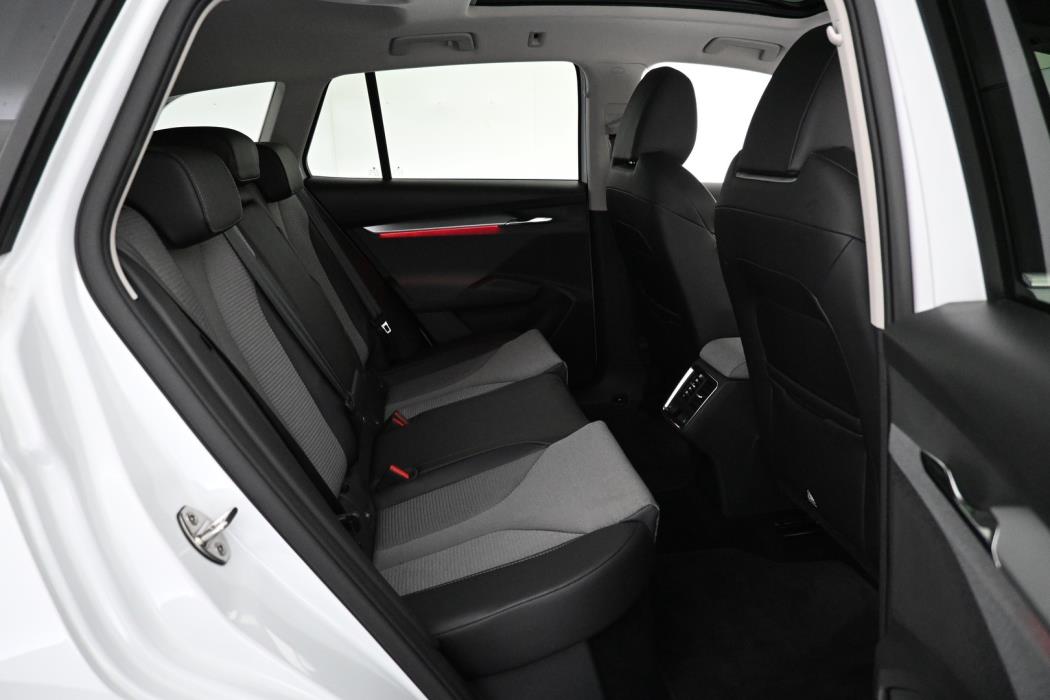 SKODA Enyaq 2023