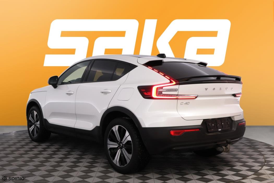 VOLVO C40 2023