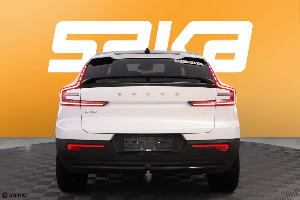 VOLVO C40 2023