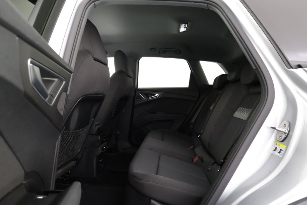 AUDI Q4 e-tron 2022
