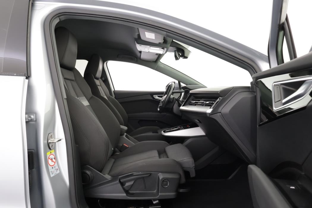 AUDI Q4 e-tron 2022
