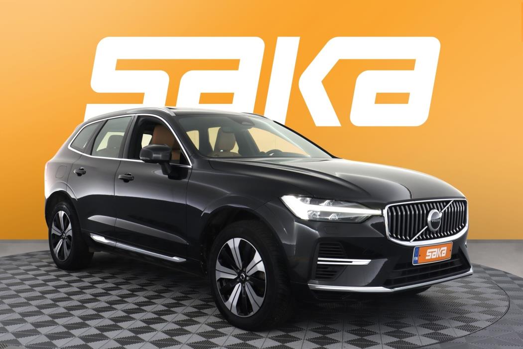 VOLVO XC60 2023