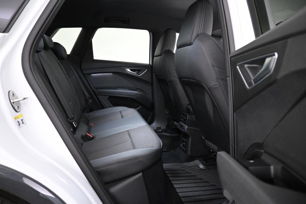 AUDI Q4 e-tron 2023