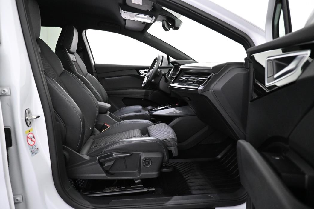 AUDI Q4 e-tron 2023
