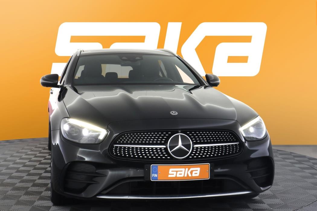 MERCEDES-BENZ E 2021