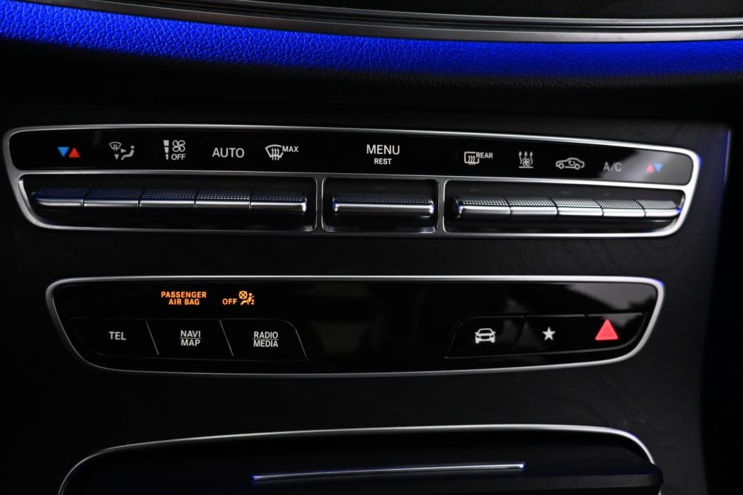 MERCEDES-BENZ E 2021