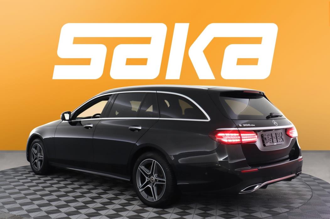 MERCEDES-BENZ E 2021