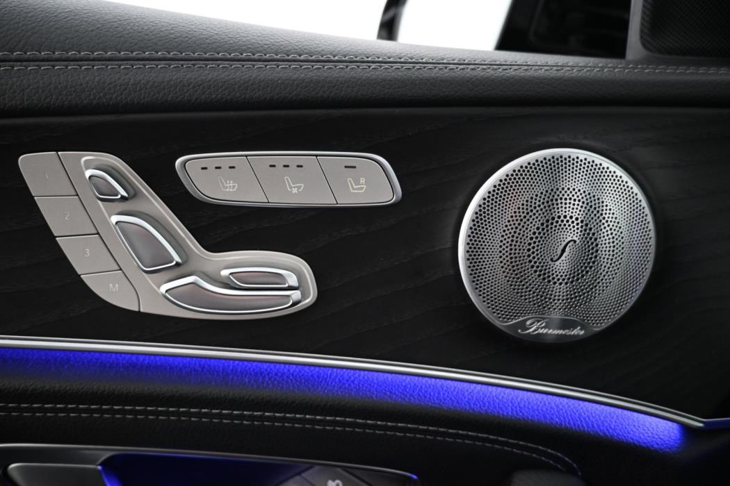 MERCEDES-BENZ E 2019