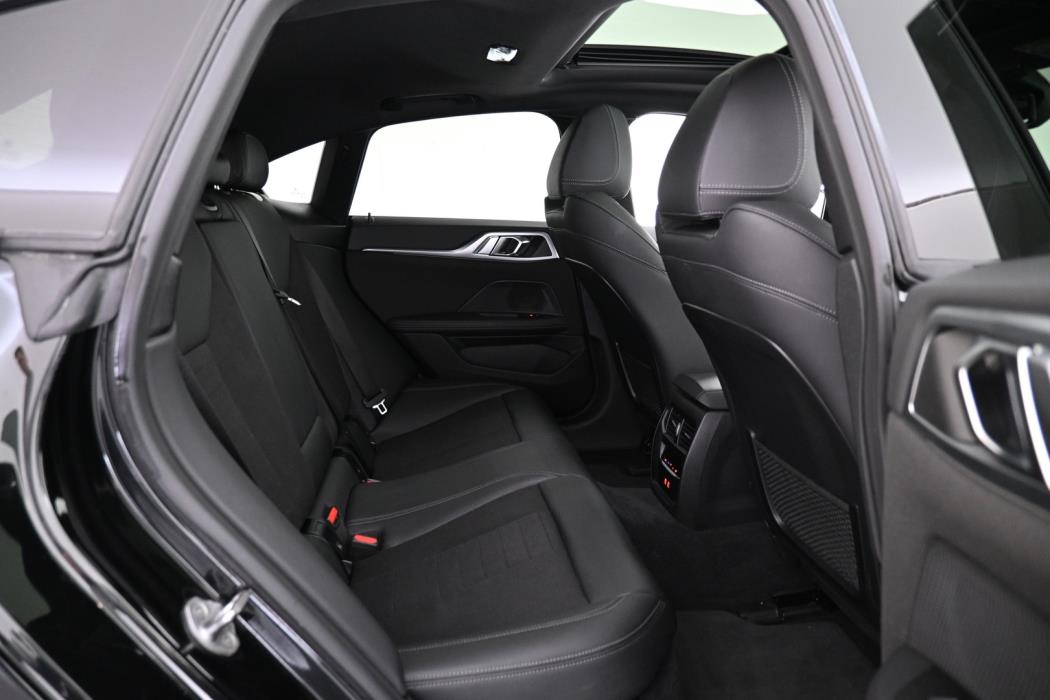 BMW i4 2024