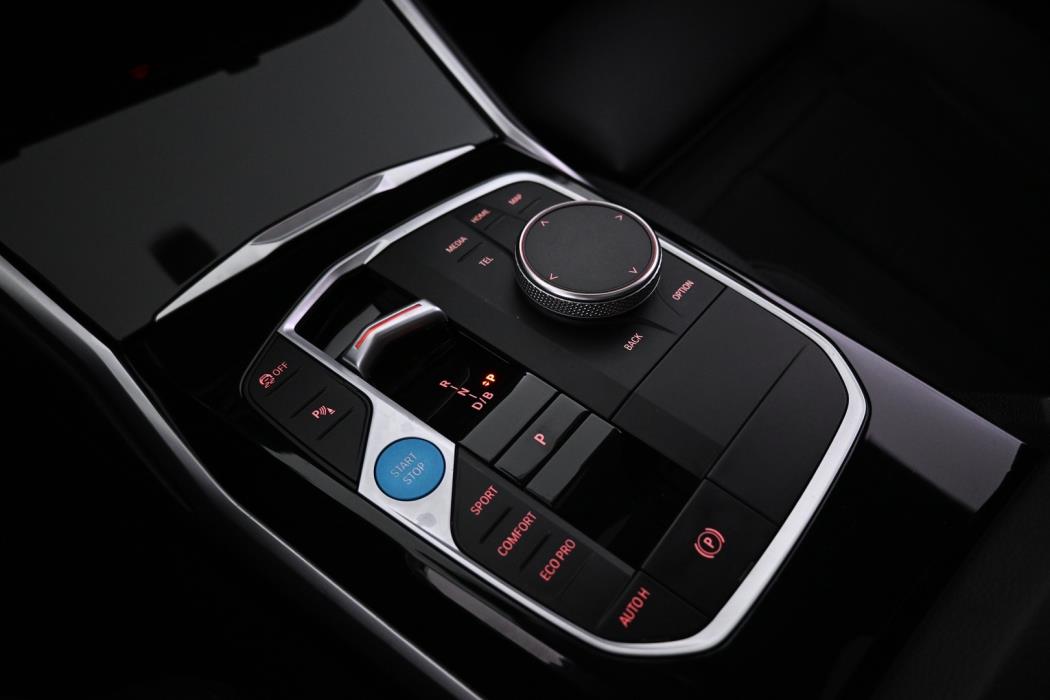 BMW i4 2024