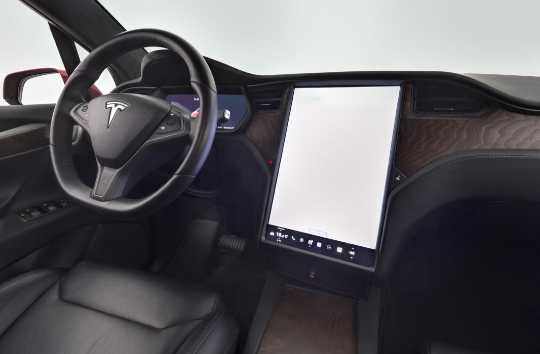 TESLA Model X 2019