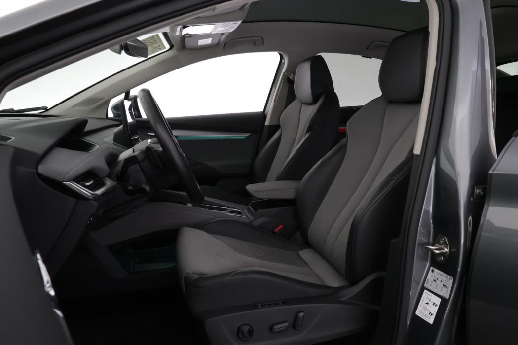 SKODA Enyaq 2023