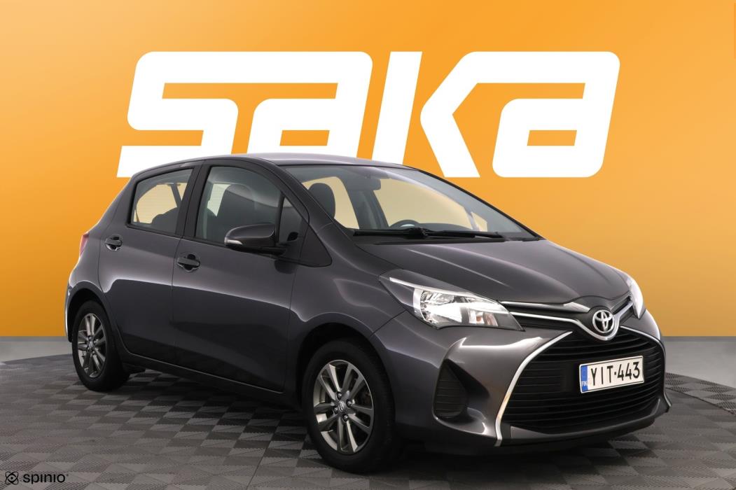 TOYOTA Yaris 2015