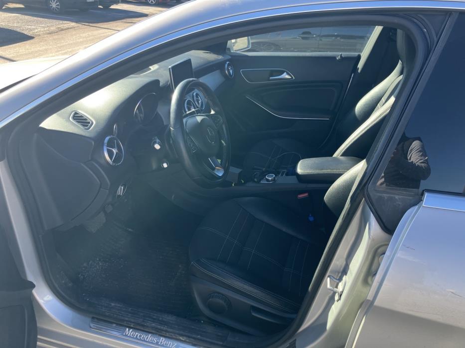 MERCEDES-BENZ CLA 2015