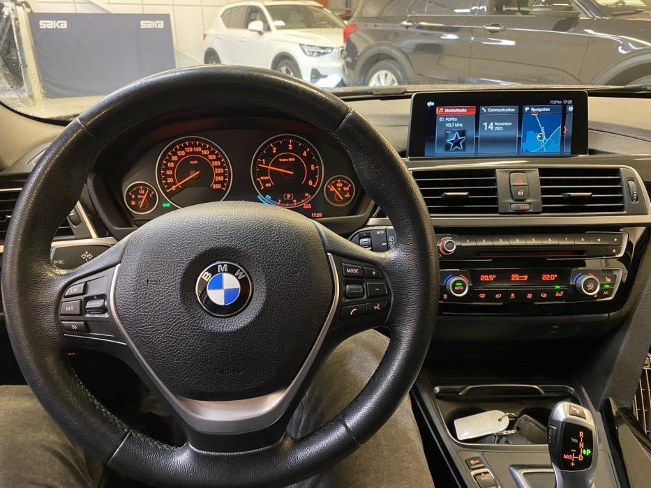 BMW 320 2018